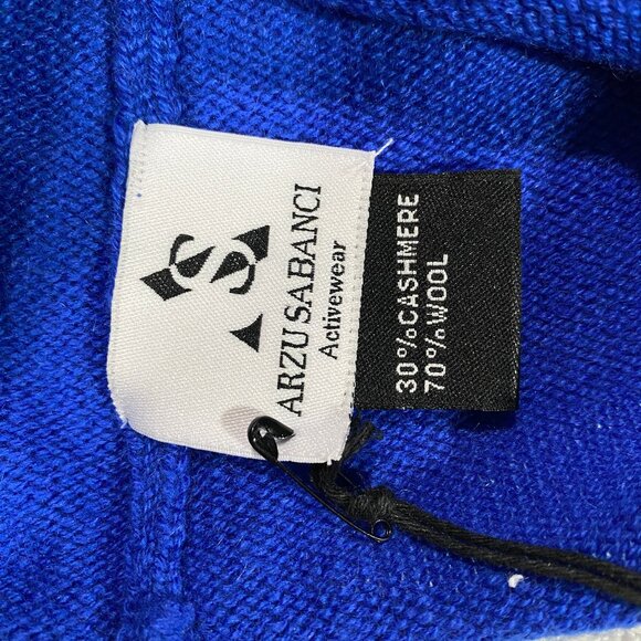 Arzu Sabanci Activewear Wool/Cashmere Eye Beanie - Picture 3 of 5